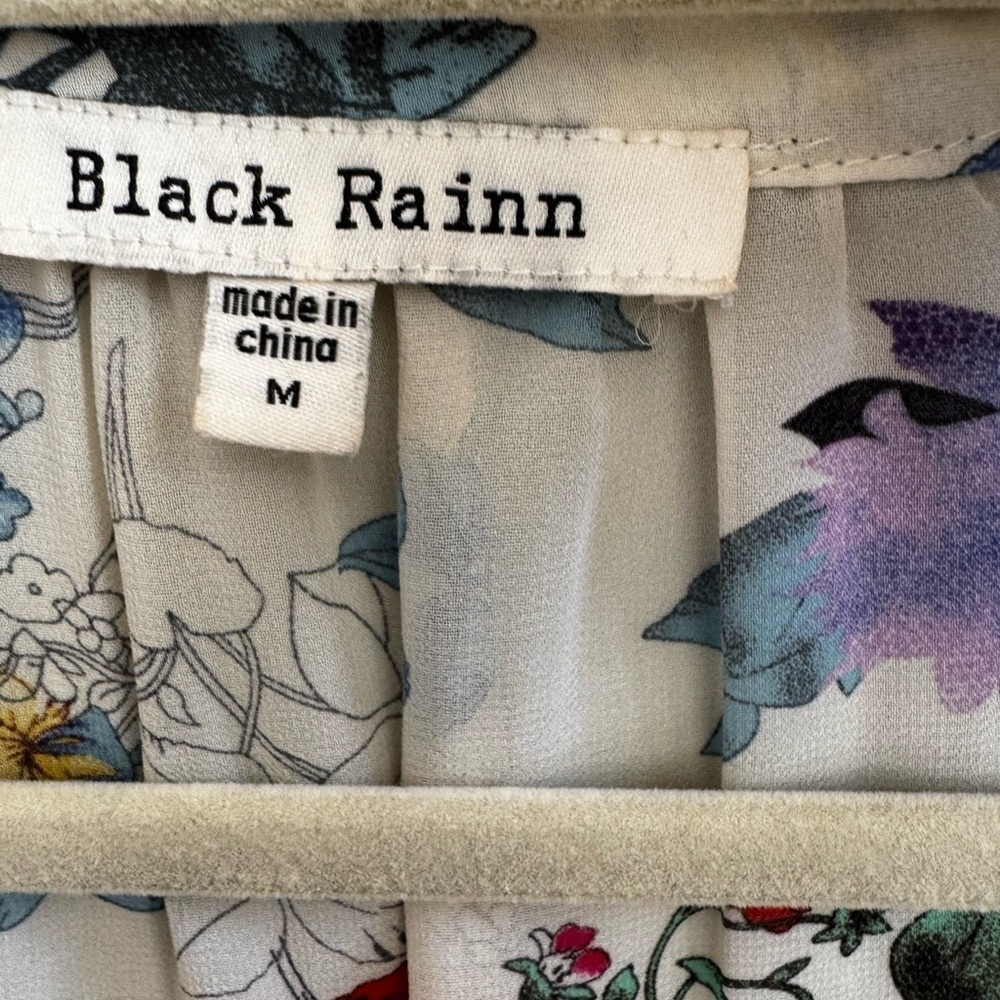 Black Rainn Cream cold shoulder flowy peasant blouse. - Picture 5 of 6
